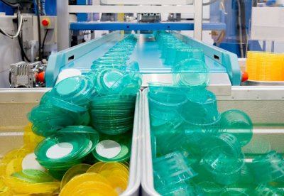 Преимущества производства пластмассовых изделий в России