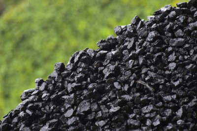 Преимущества каменного угля для автоматических котлов в сравнении с другим сырьем